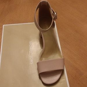 MICHAEL KORS LENA FLEX MID BLOCK HEEL SANDALS